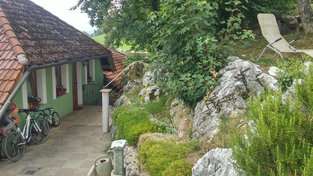 Darja Guesthouse Dob Екстериор снимка